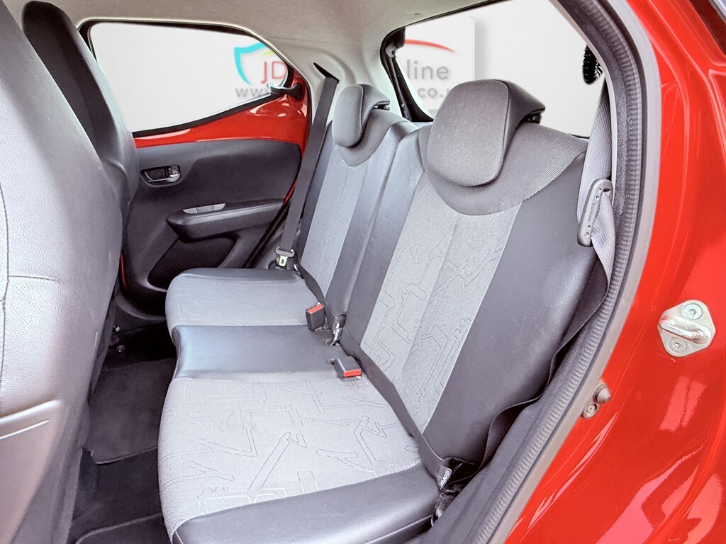 Used Toyota AYGO 2015 for sale - 77968718: Photo 25