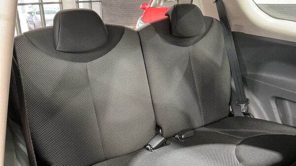 Used Toyota AYGO 2009 for sale - 74424526: Photo 6