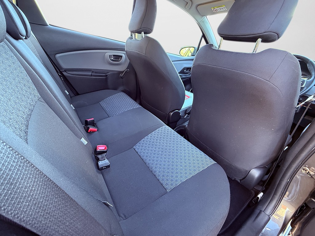 Used Toyota Yaris 2014 for sale - 76662694: Photo 21