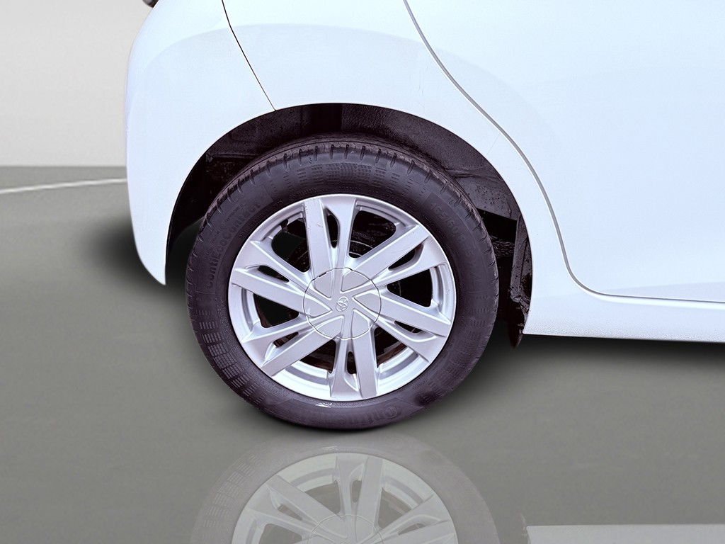 Used Toyota AYGO 2014 for sale - 77830142: Photo 17