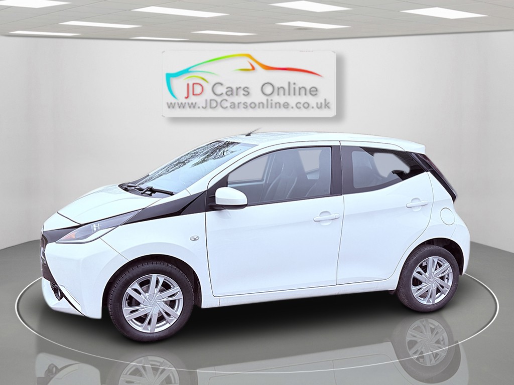 Used Toyota AYGO 2014 for sale - 77830142: Photo 3