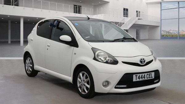 Used Toyota AYGO 2014 for sale - 76299108: Photo 1