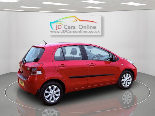 Used Toyota Yaris 2011 for sale - 76316383: Photo 11