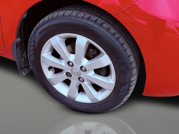 Used Toyota Yaris 2011 for sale - 76316383: Photo 23