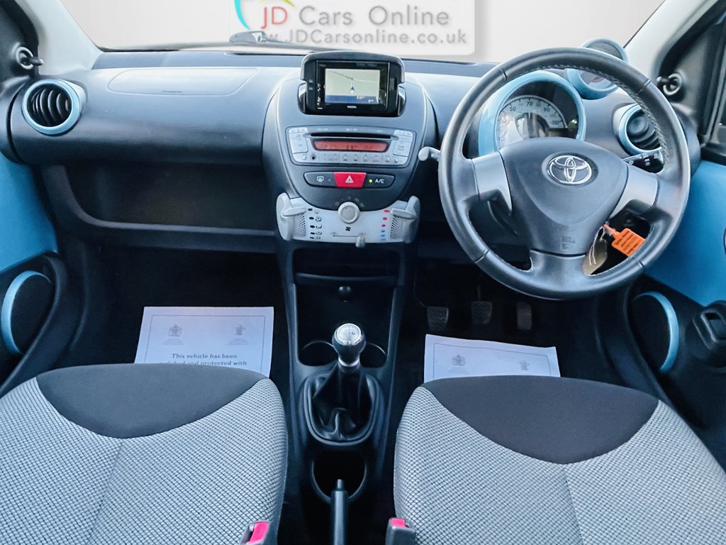 Used Toyota AYGO 2013 for sale - 76418372: Photo 23