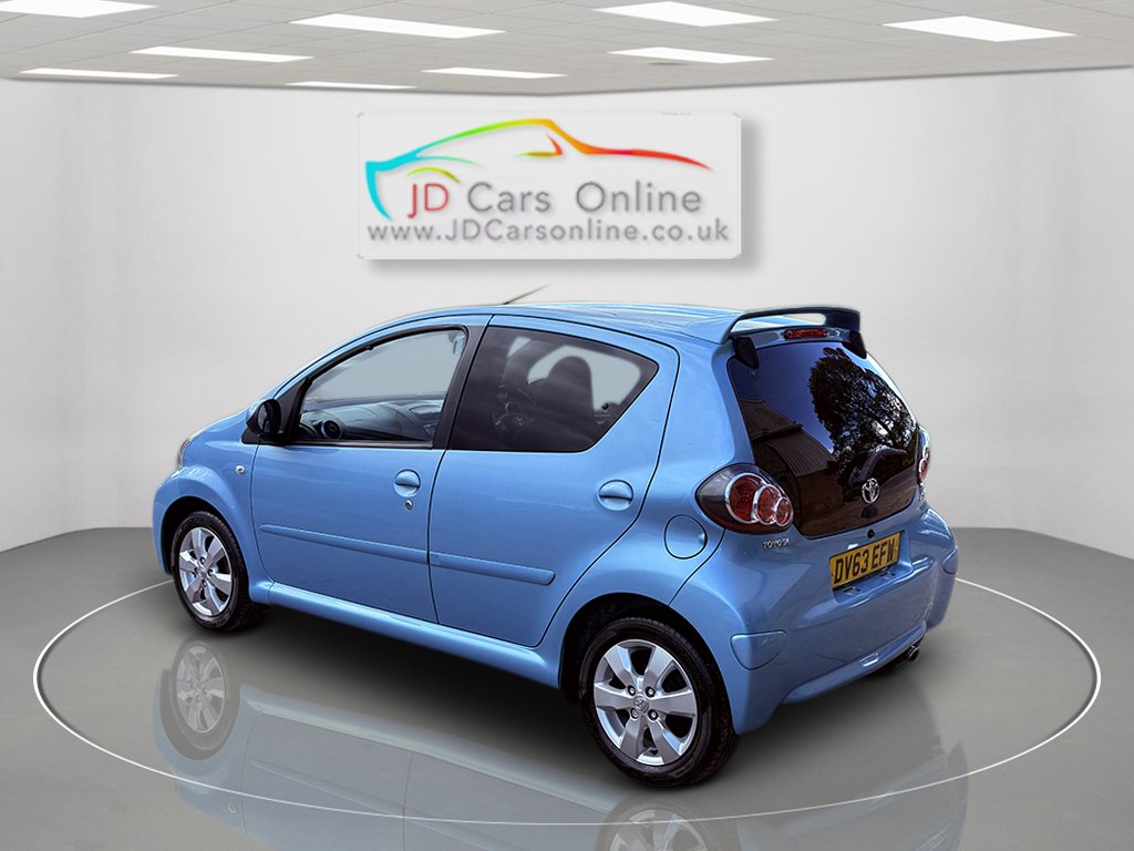 Used Toyota AYGO 2013 for sale - 76418372: Photo 5