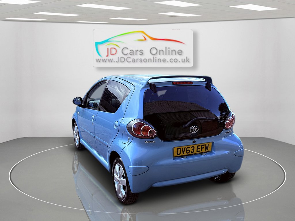 Used Toyota AYGO 2013 for sale - 76418372: Photo 6