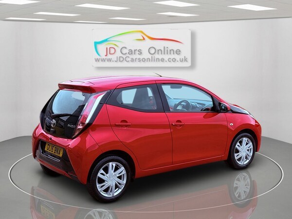 Used Toyota AYGO 2015 for sale - 74617428: Photo 11