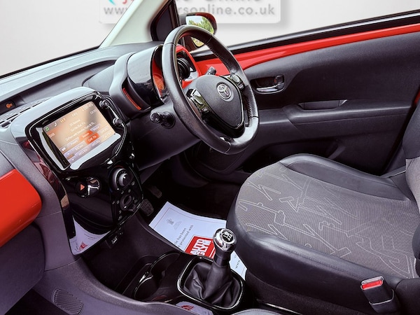 Used Toyota AYGO 2015 for sale - 74617428: Photo 23