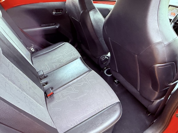 Used Toyota AYGO 2015 for sale - 74617428: Photo 26