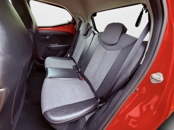 Used Toyota AYGO 2015 for sale - 74617428: Photo 29