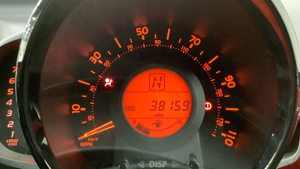 Used Toyota AYGO 2015 for sale - 76316392: Photo 10