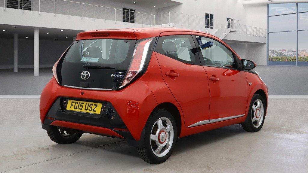 Used Toyota AYGO 2015 for sale - 76316392: Photo 8