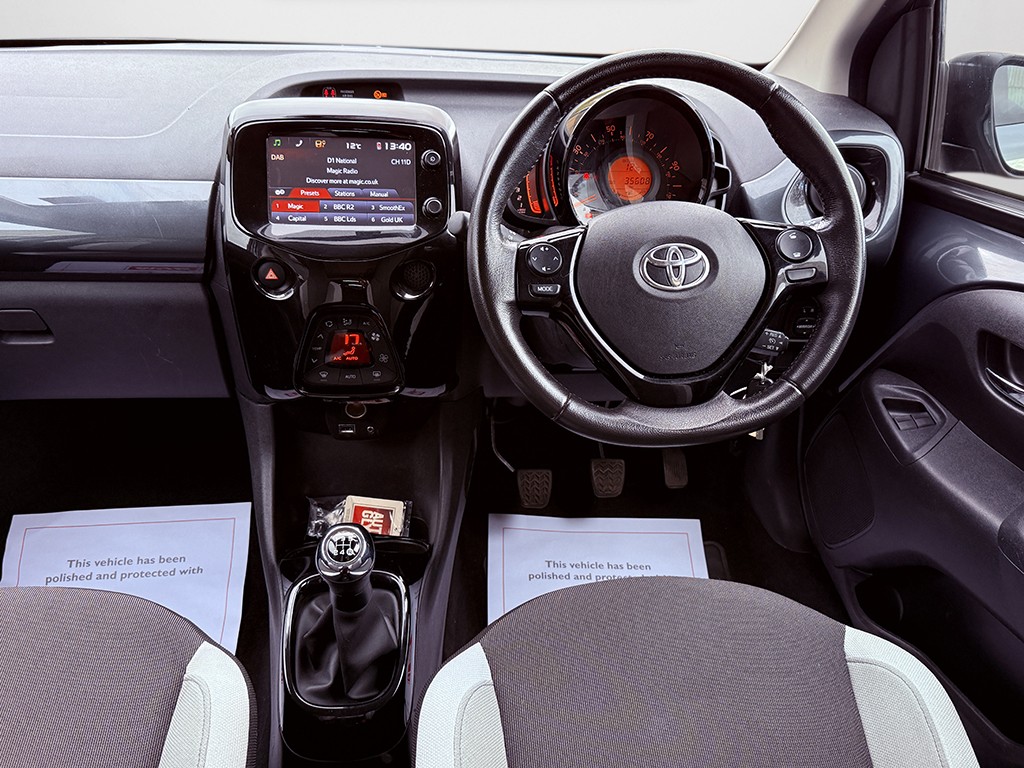 Used Toyota AYGO 2018 for sale - 76263002: Photo 2