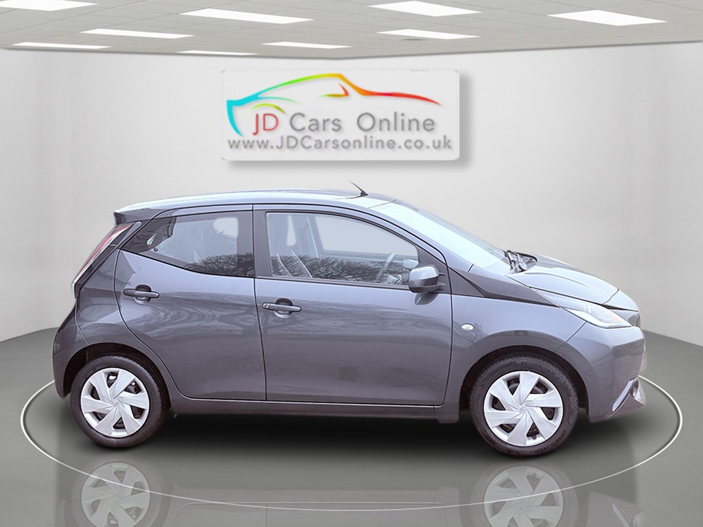 Used Toyota AYGO 2014 for sale - 77968758: Photo 11