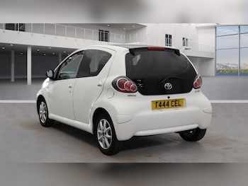 Used Toyota AYGO 2014 for sale - 76794292: Photo