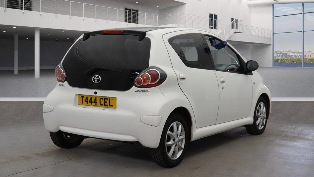 Used Toyota AYGO 2014 for sale - 76794292: Photo 4