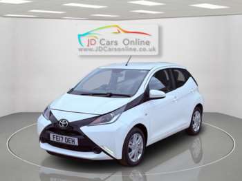 2017 - 1.0 VVT-i x-play 5-Door
