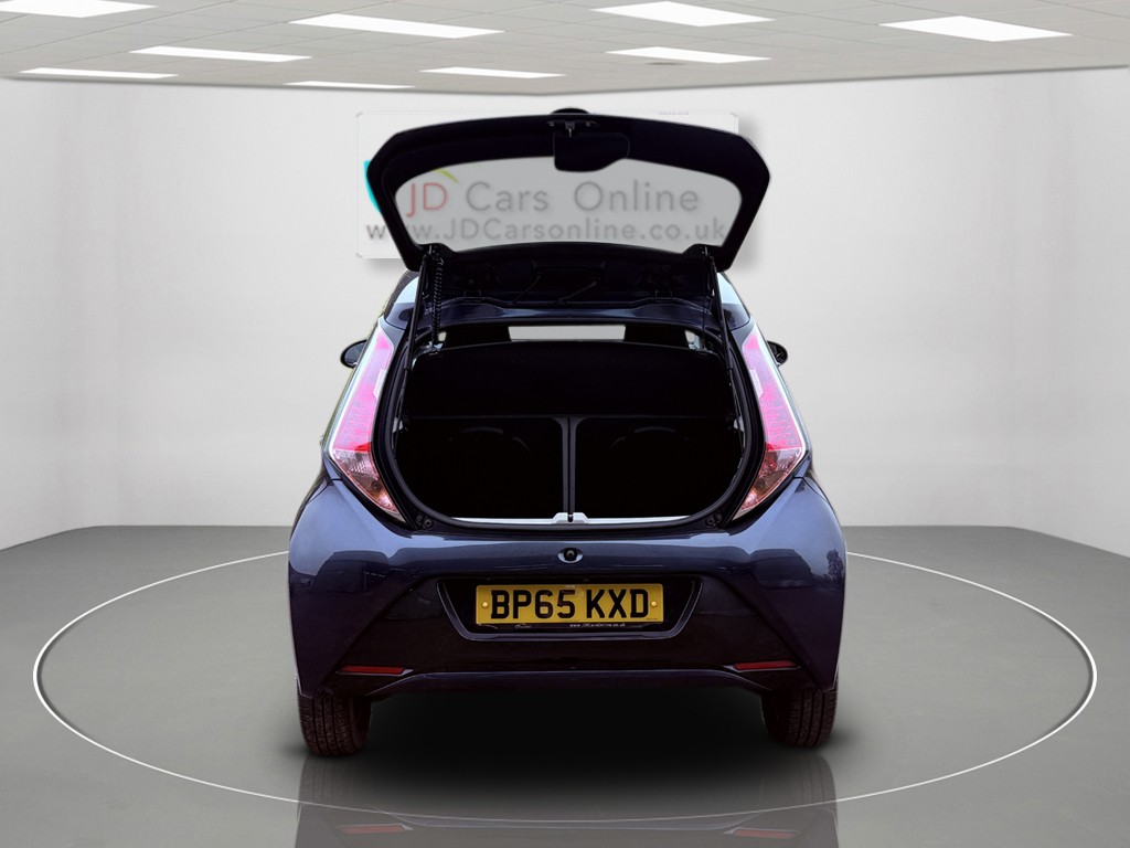 Used Toyota AYGO 2015 for sale - 77830141: Photo 15