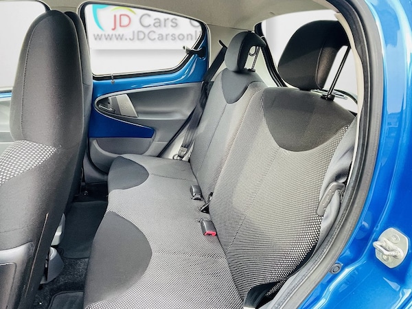 Used Toyota AYGO 2010 for sale - 75091607: Photo 12