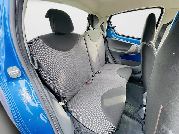 Used Toyota AYGO 2010 for sale - 75091607: Photo 16