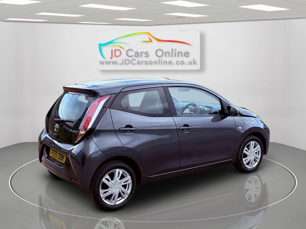 Used Toyota AYGO 2015 for sale - 76439897: Photo 15