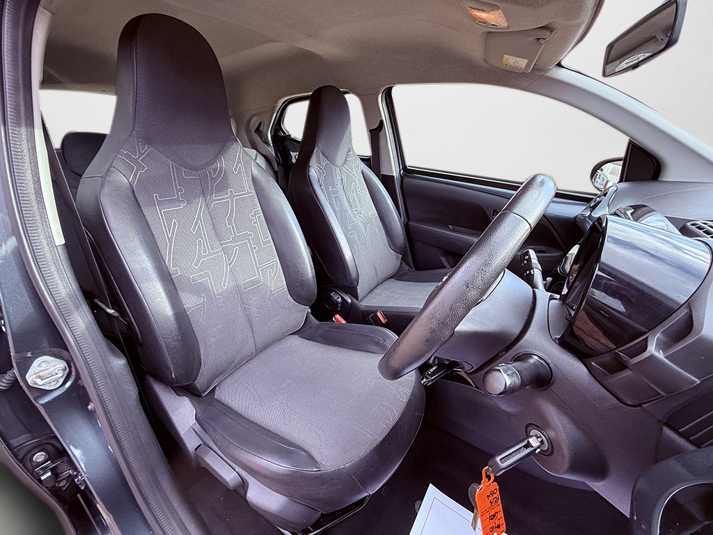 Used Toyota AYGO 2015 for sale - 76439897: Photo 29