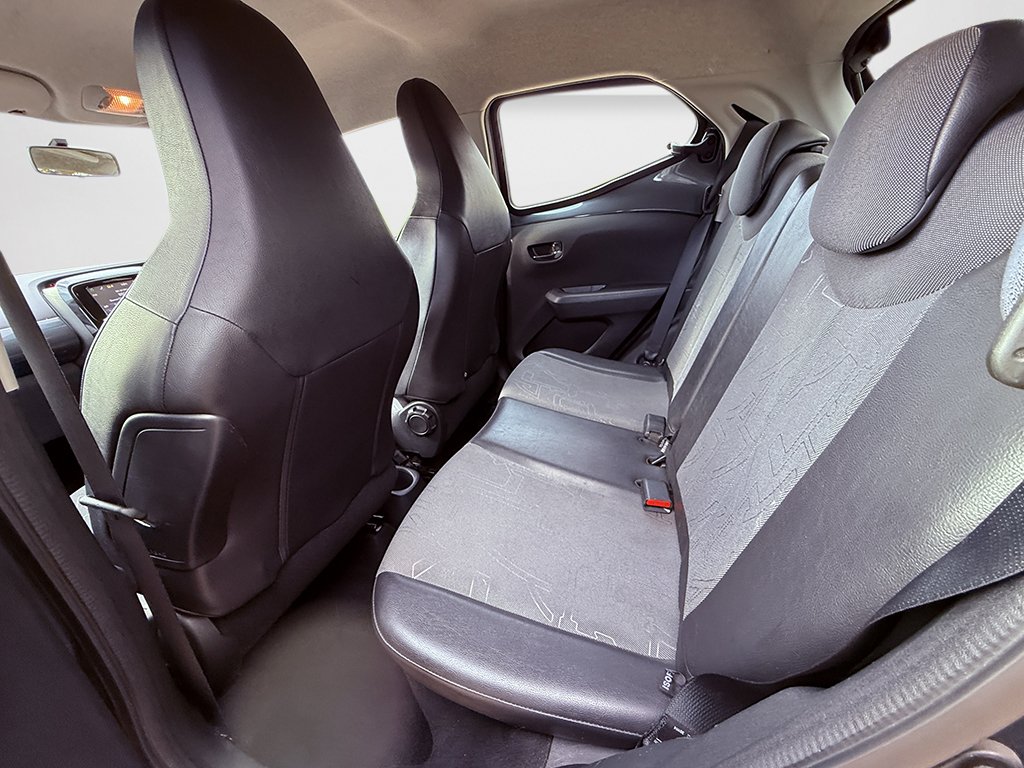 Used Toyota AYGO 2015 for sale - 76439897: Photo 34