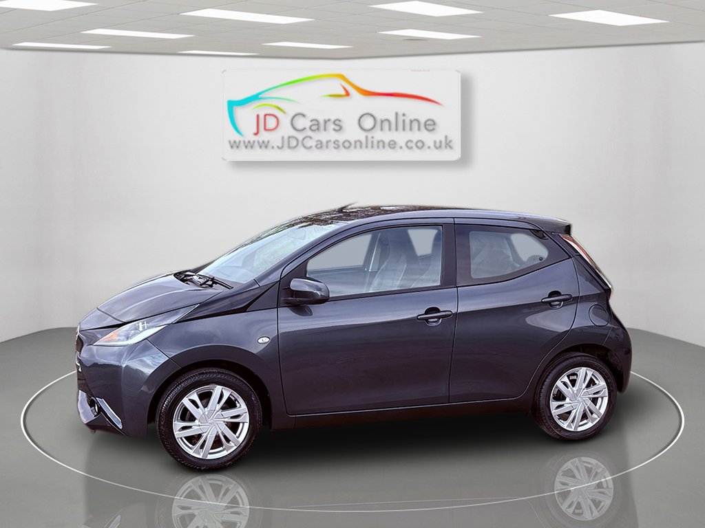 Used Toyota AYGO 2015 for sale - 76439897: Photo 5