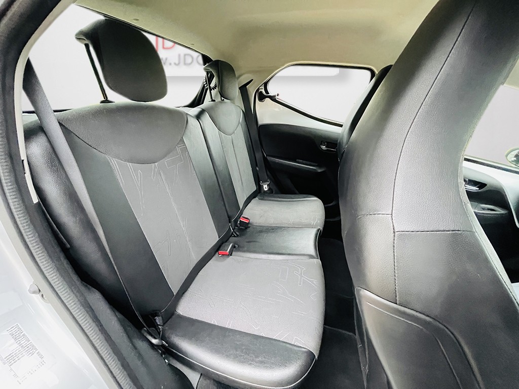 Used Toyota AYGO 2015 for sale - 77220512: Photo 15