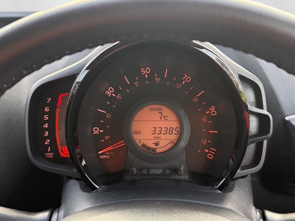 Used Toyota AYGO 2015 for sale - 76848633: Photo 20