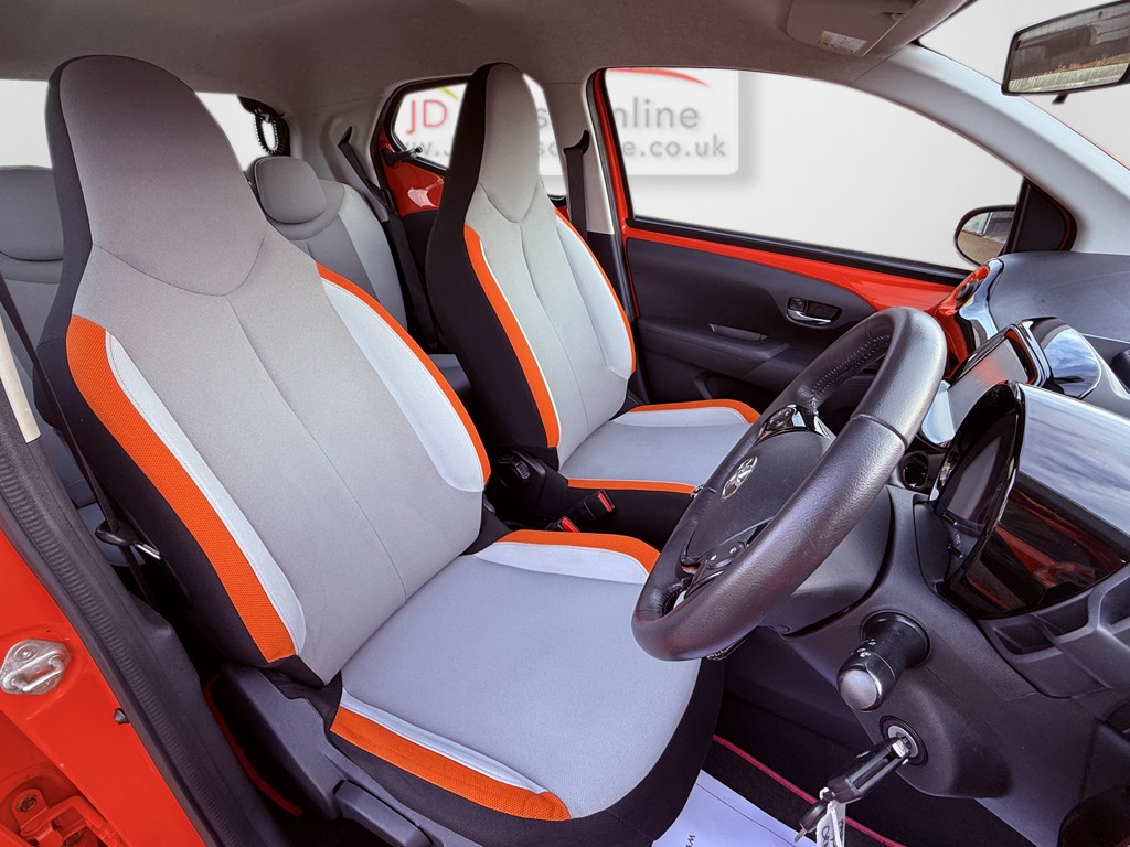 Used Toyota AYGO 2015 for sale - 76848633: Photo 22