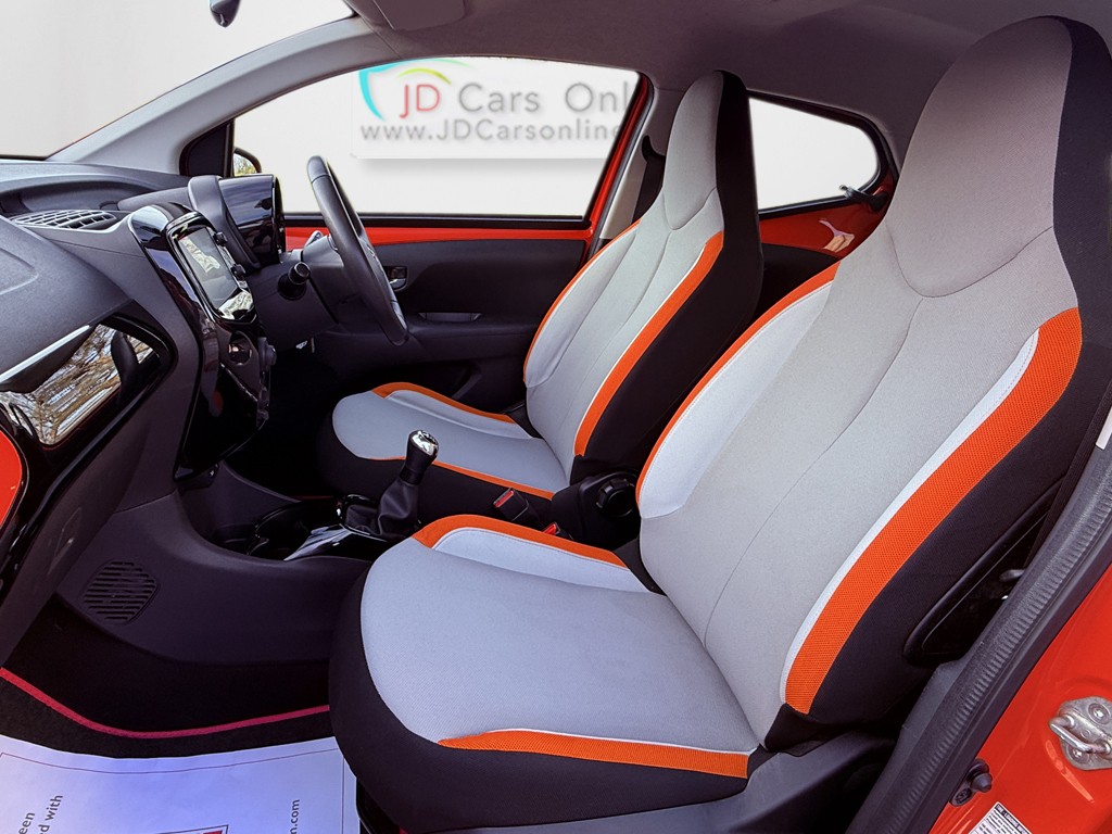 Used Toyota AYGO 2015 for sale - 76848633: Photo 24