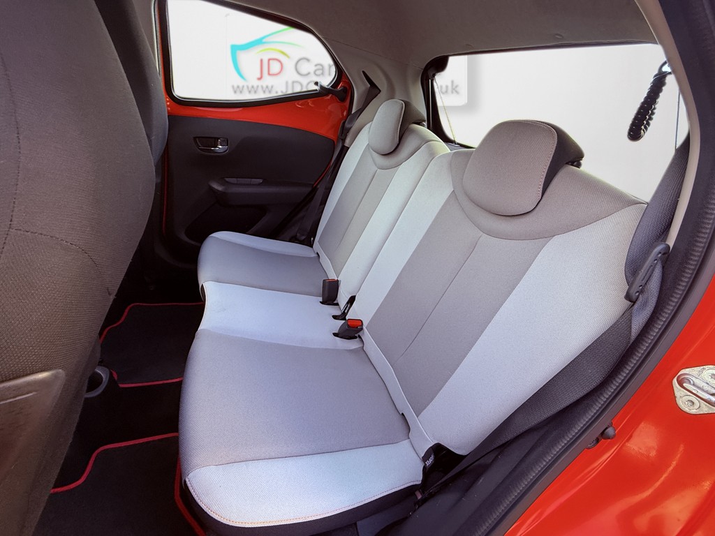 Used Toyota AYGO 2015 for sale - 76848633: Photo 31