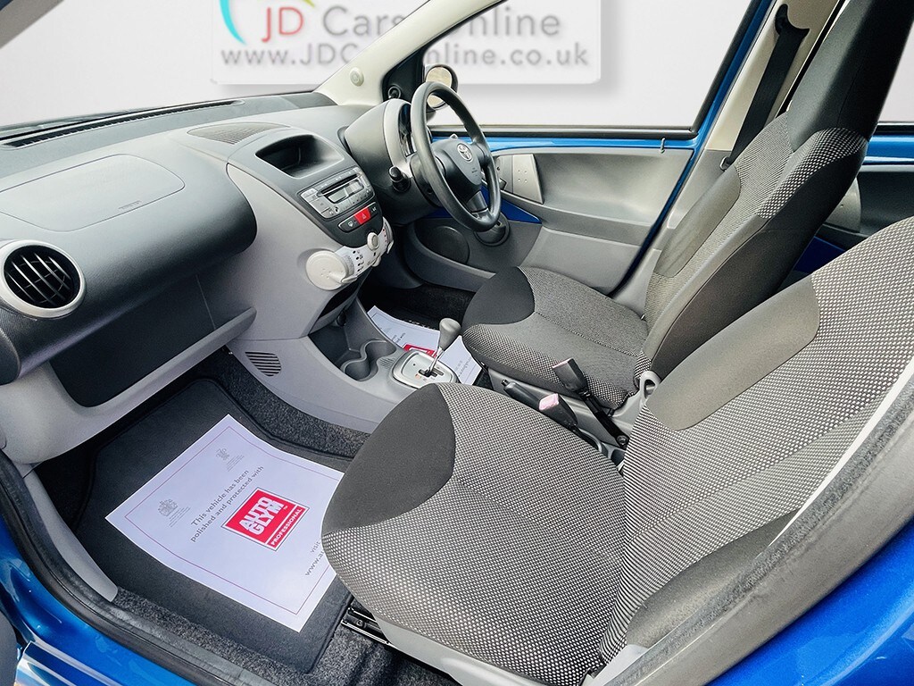 Used Toyota AYGO 2009 for sale - 77541632: Photo 10