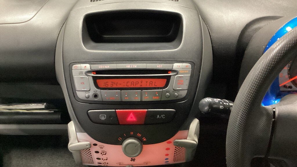 Used Toyota AYGO 2009 for sale - 77541632: Photo 8