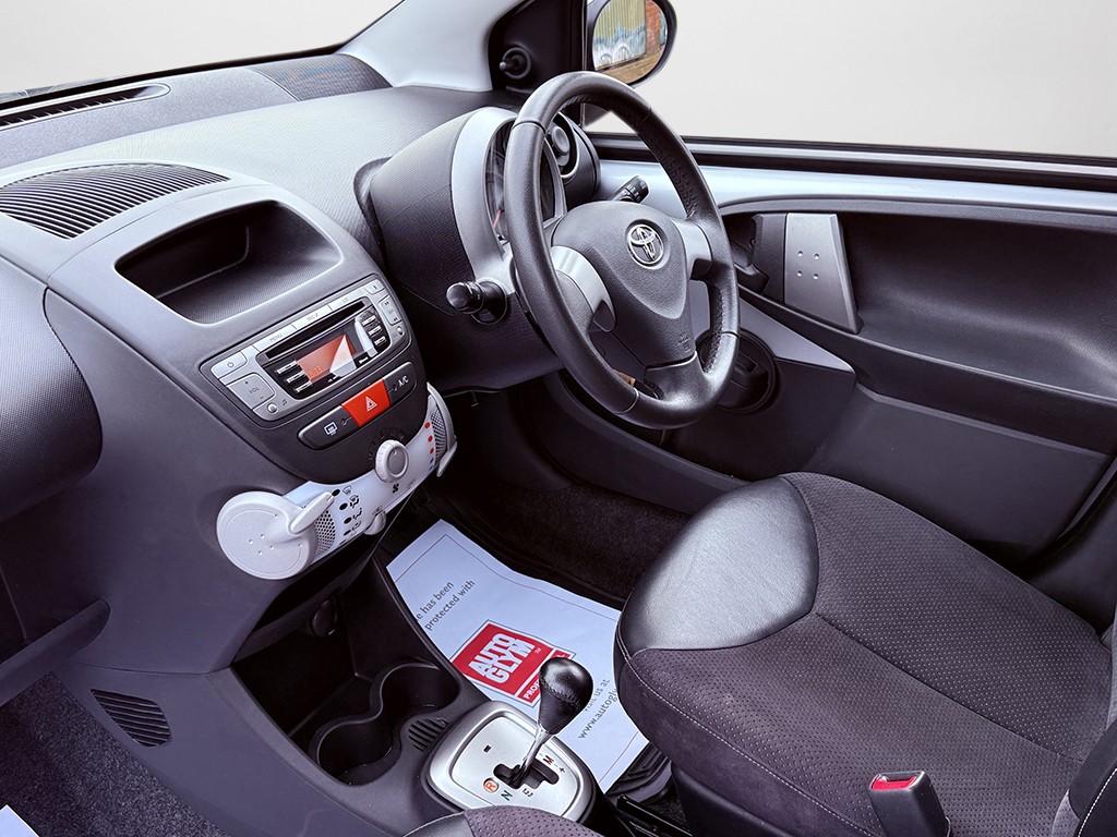 Used Toyota AYGO 2012 for sale - 77541694: Photo 20