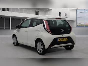 Used Toyota AYGO 2015 for sale - 79781854: Photo