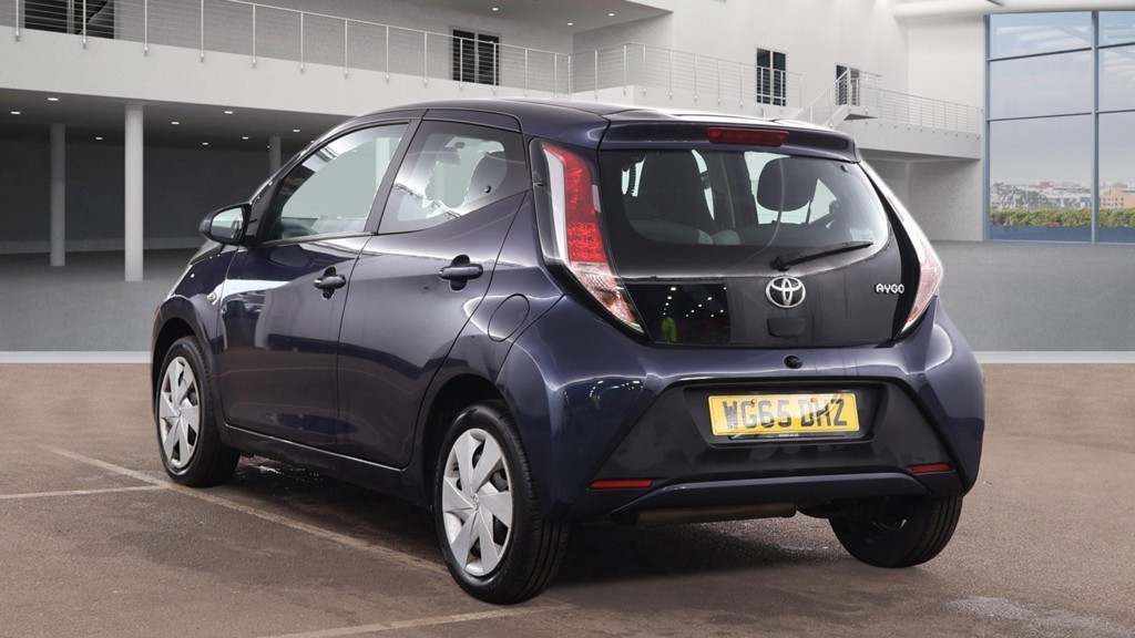 Used Toyota AYGO 2015 for sale - 77649535: Photo 3
