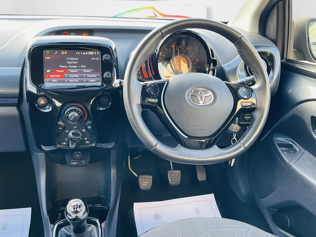 Used Toyota AYGO 2014 for sale - 77464857: Photo 25