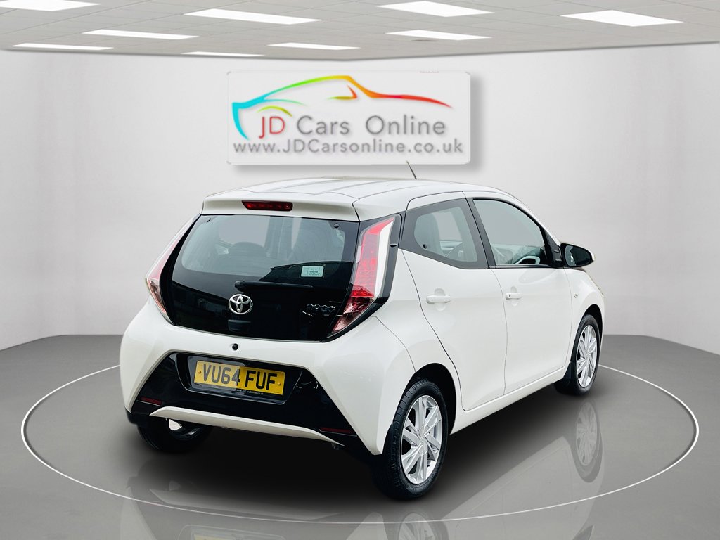 Used Toyota AYGO 2014 for sale - 76794299: Photo 10