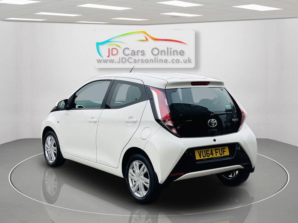 Used Toyota AYGO 2014 for sale - 76794299: Photo 12