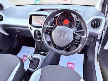 Used Toyota AYGO 2016 for sale - 79475025: Photo