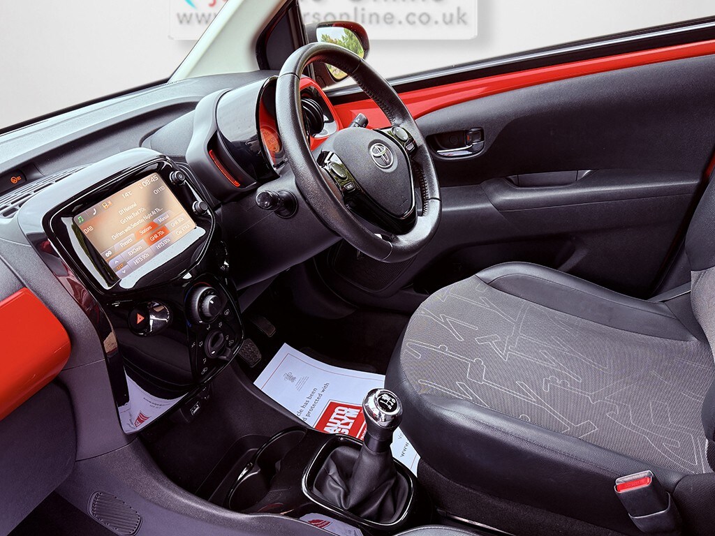 Used Toyota AYGO 2014 for sale - 76848689: Photo 16