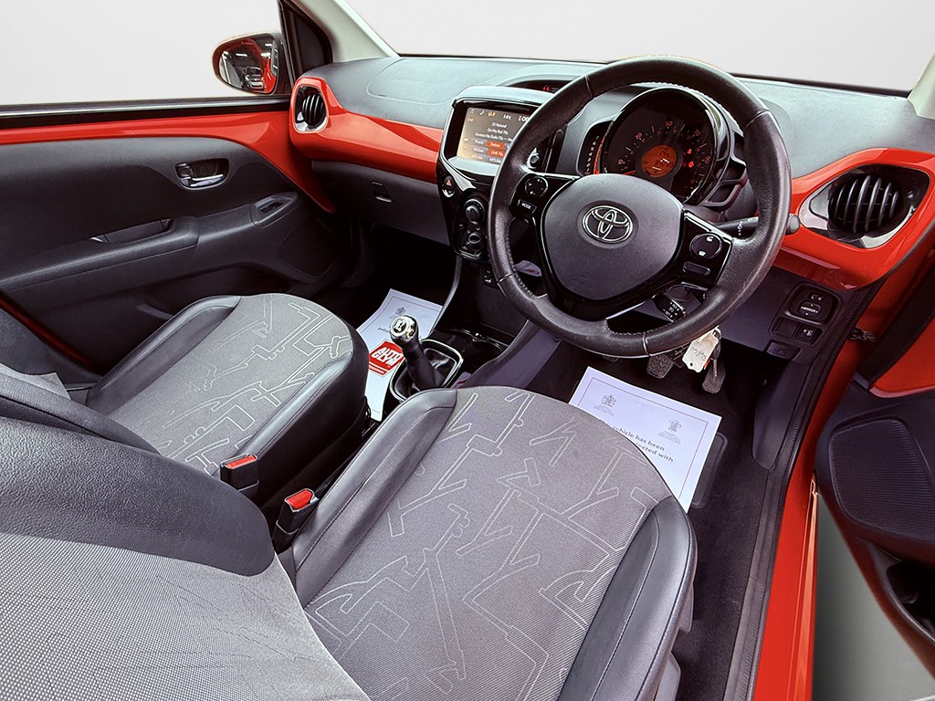 Used Toyota AYGO 2014 for sale - 76848689: Photo 18