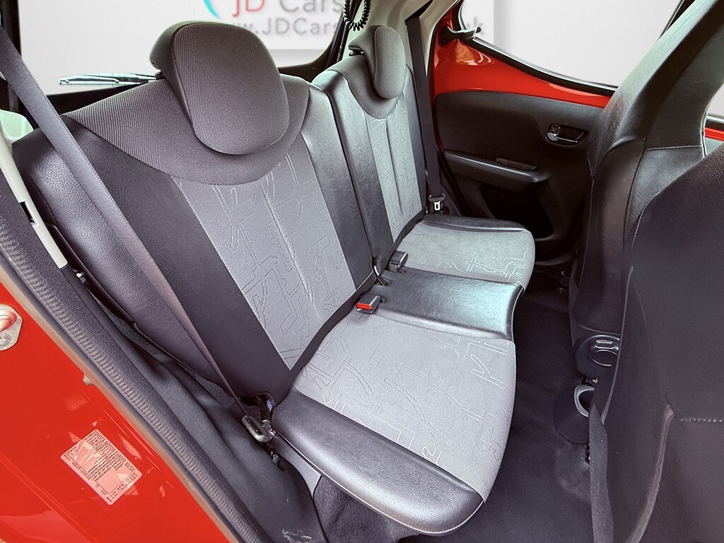 Used Toyota AYGO 2014 for sale - 76848689: Photo 20
