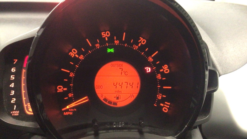 Used Toyota AYGO 2015 for sale - 77107677: Photo 10