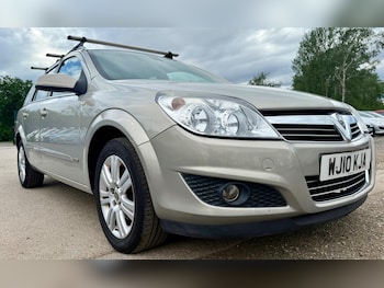 Used Vauxhall Astra 2010 for sale - 79230220: Photo