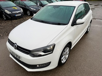 Used Volkswagen Polo 2014 for sale - 79387806: Photo