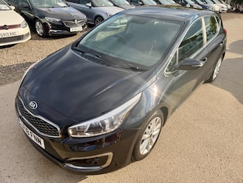 Used Kia Ceed 2018 for sale - 79669105: Photo